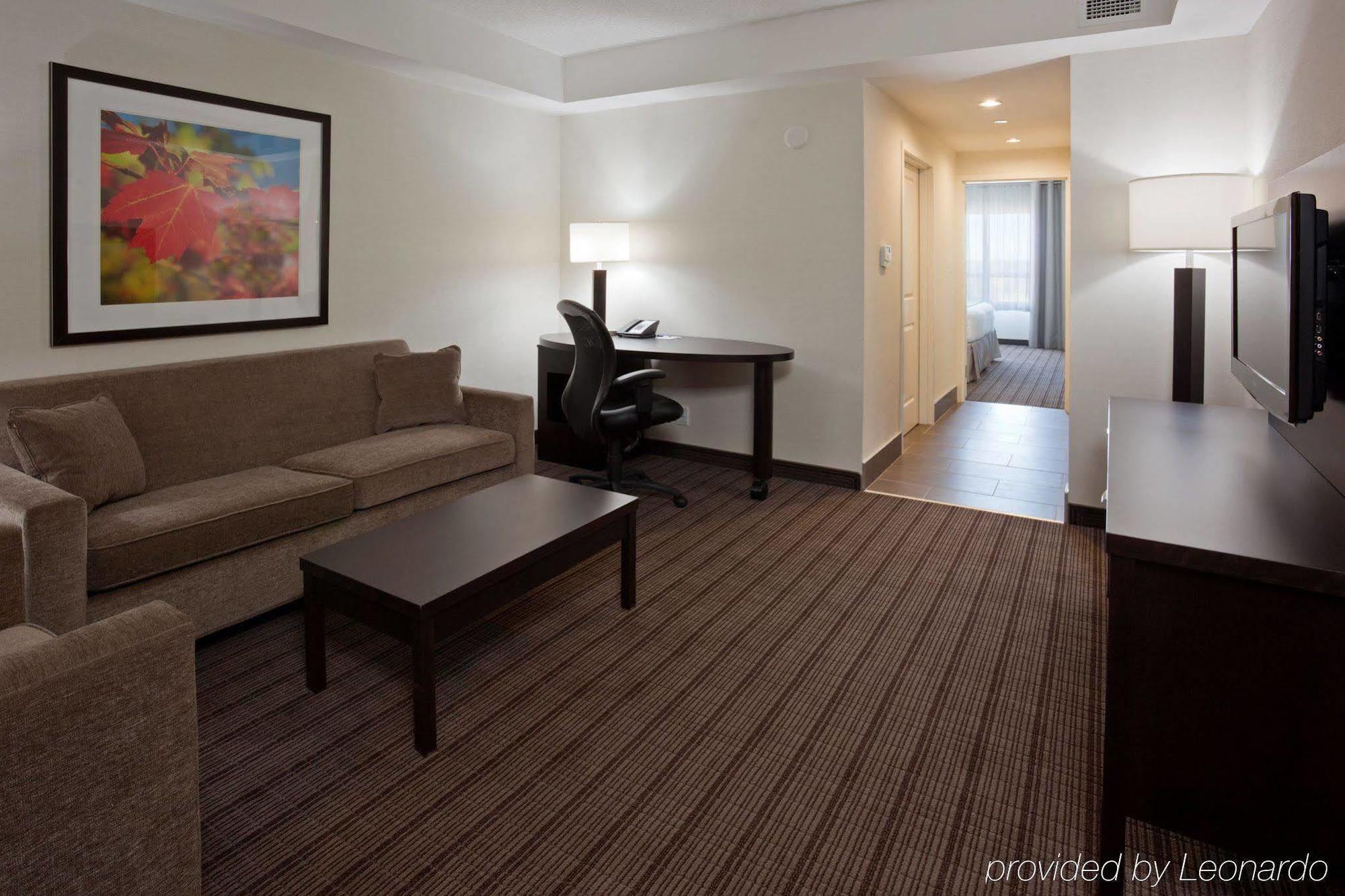 Holiday Inn Express & Suites New Liskeard Værelse billede